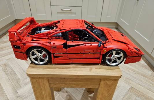 Ferrari F40 Escala 1:8 - El Set de Construcción Más Épico con Más de 4000 Piezas
